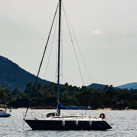 Stlocavoile 4, Bateau Seuls A Bord Hotel Porto-Vecchio  Exterior photo